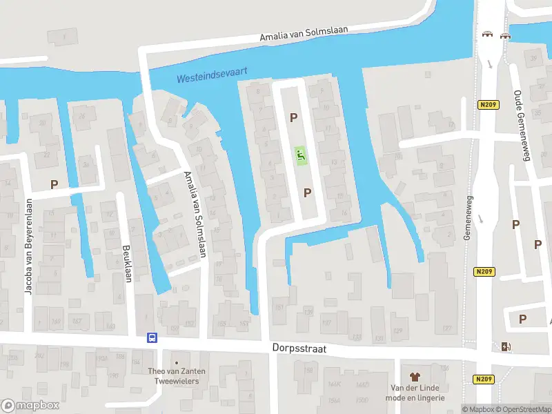 Ambulance met grote spoed naar de Anna van Saksenlaan in Hazerswoude-Dorp