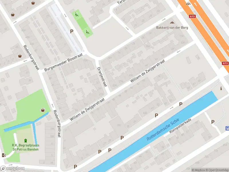 Ambulance met gepaste spoed naar de Willem de Zwijgerstraat in Rotterdam