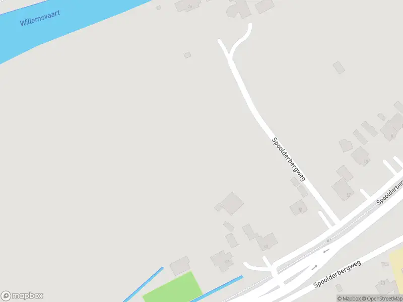 Brandweer met gepaste spoed naar de Spoolderbergweg in Zwolle vanwege afgaan automatisch brandalarm