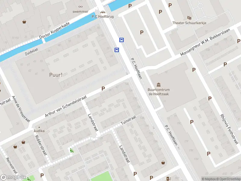 Ambulance met grote spoed naar de P.C. Hooftlaan in Maassluis