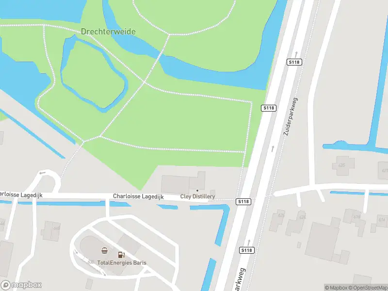 Ambulance met gepaste spoed naar de Charloisse Lagedijk in Rotterdam