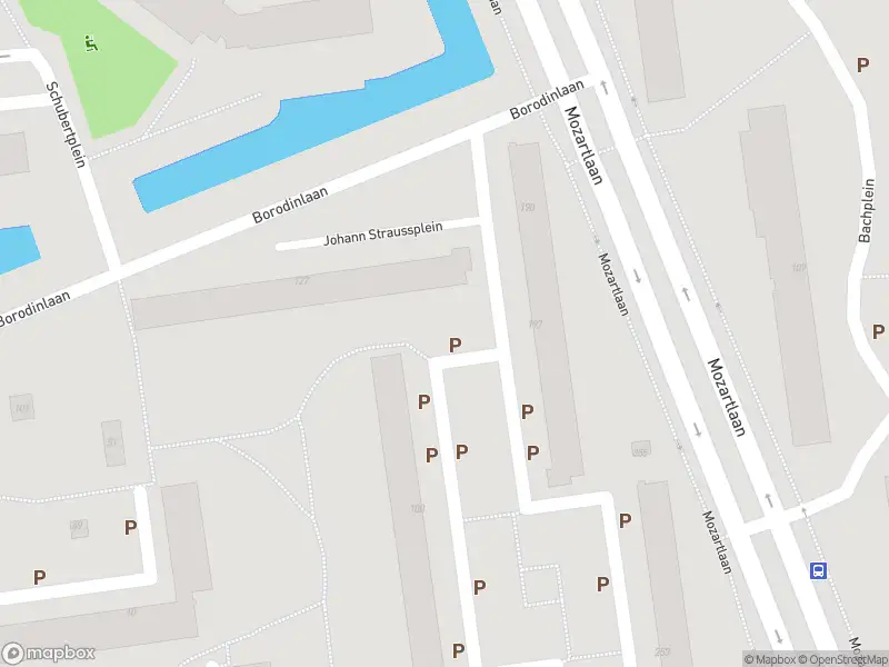 Brandweer met gepaste spoed naar de Lisztplein in Schiedam vanwege stankoverlast