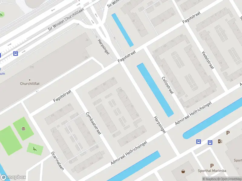 Ambulance met grote spoed naar de Harpsingel in Rijswijk