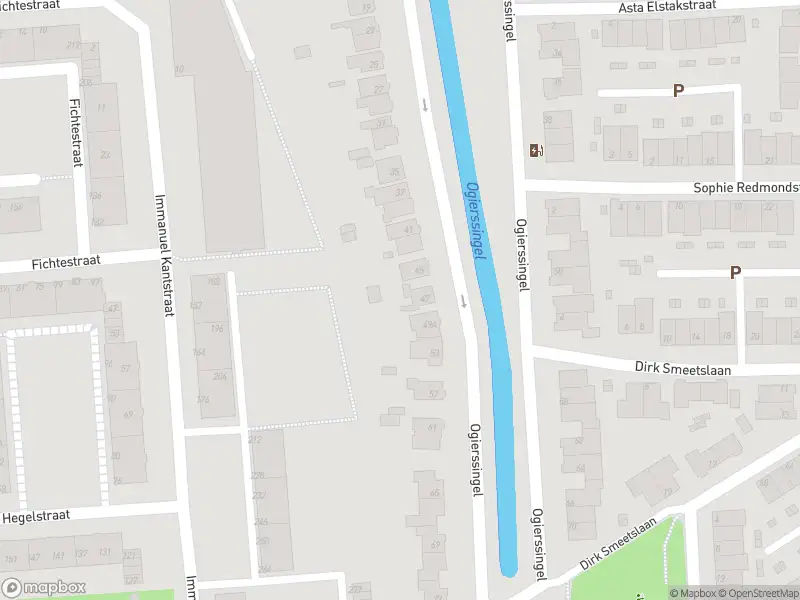 Ambulance met gepaste spoed naar de Ogierssingel in Rotterdam