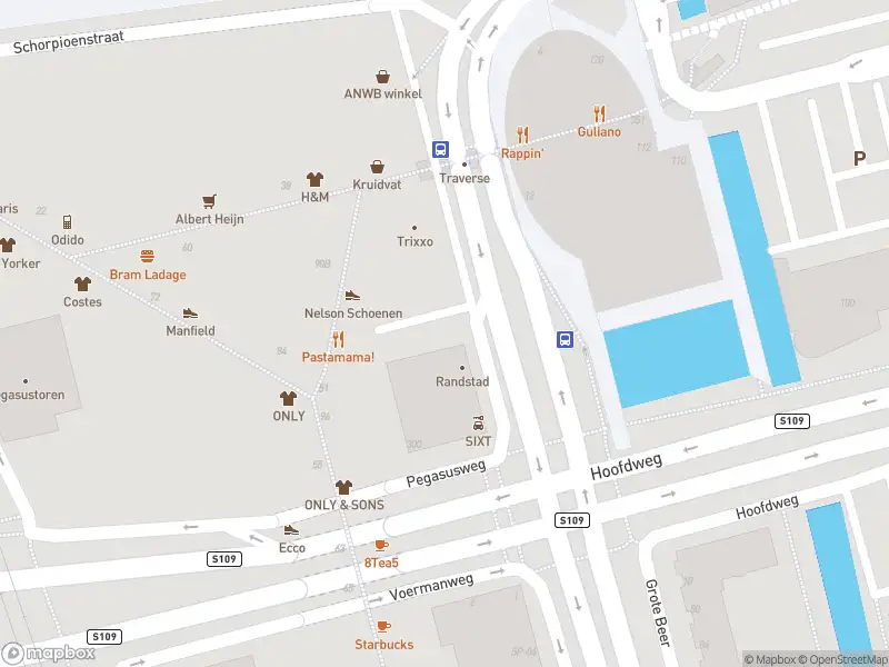 Ambulance met gepaste spoed naar de Kleine Beer in Rotterdam