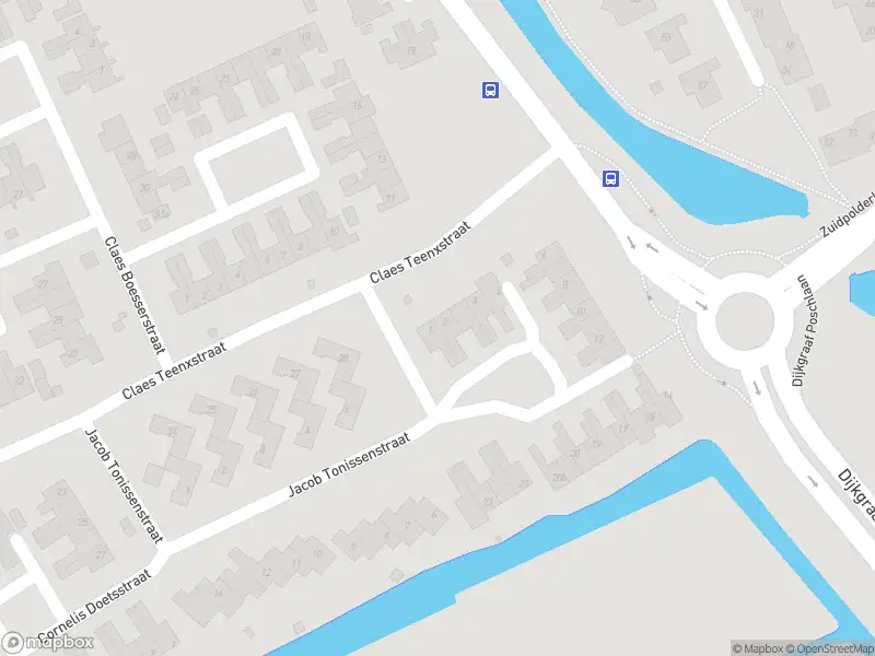 Ambulance met grote spoed naar de Bouwen Loenstraat in Edam