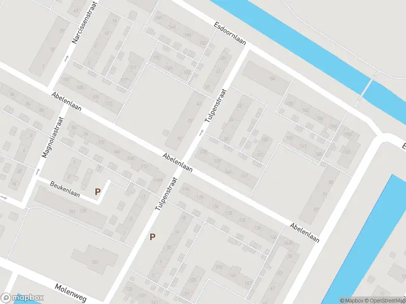 Ambulance met grote spoed naar de Abelenlaan in Rozenburg