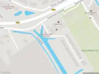 Ambulance met grote spoed naar de Burgemeester Crezéelaan in De Lier