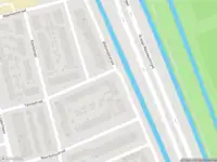 Ambulance met gepaste spoed naar de Wielewaalstraat in Alphen aan den Rijn