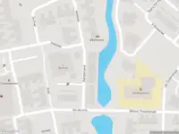 Ambulance met gepaste spoed naar de Het Top in Volendam