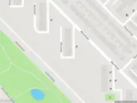 Ambulance met grote spoed naar de Merellaan in Maassluis