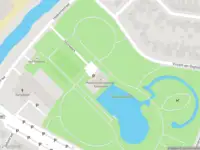 Brandweer met gepaste spoed naar de Julianapark in Leeuwarden