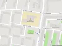 Ambulance en brandweer met grote spoed naar de Jan Springerhof in Amsterdam vanwege reanimatie