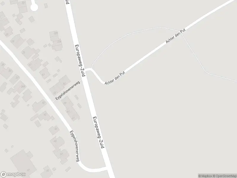 Brandweer met gepaste spoed naar de Groenstraat in Landgraaf vanwege een buitenbrand