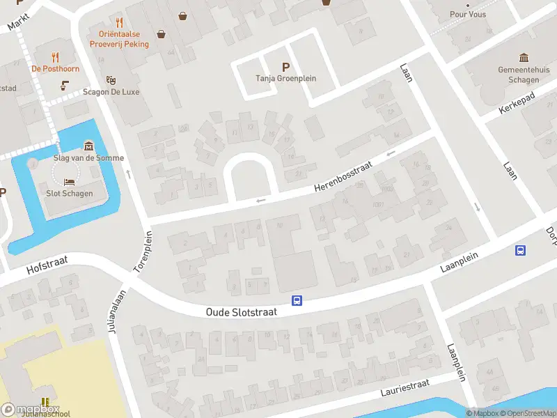 Ambulance met grote spoed naar de Herenbosstraat in Schagen