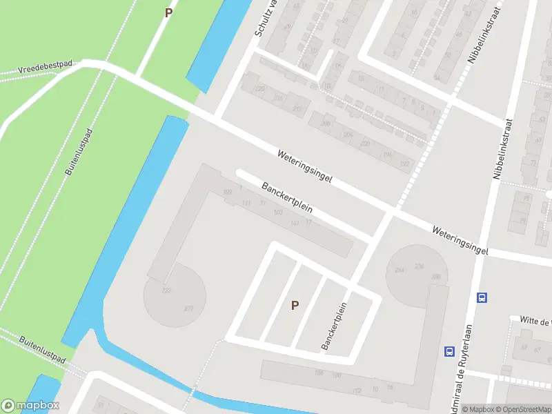 Ambulance met gepaste spoed naar de Banckertplein in Hendrik-Ido-Ambacht