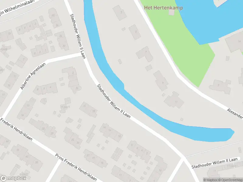 Brandweer met grote spoed naar de Thierensweg in Naarden vanwege gebouwbrand