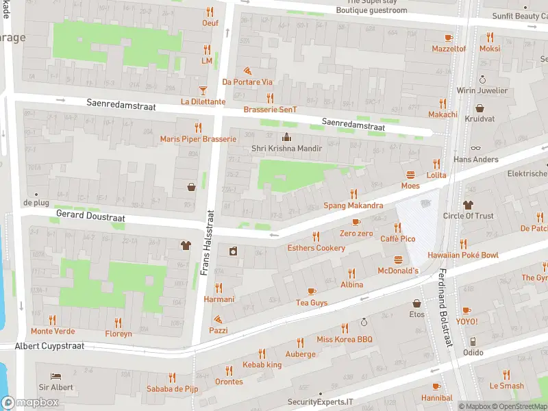 Ambulance met gepaste spoed naar de Saffierstraat in Amsterdam