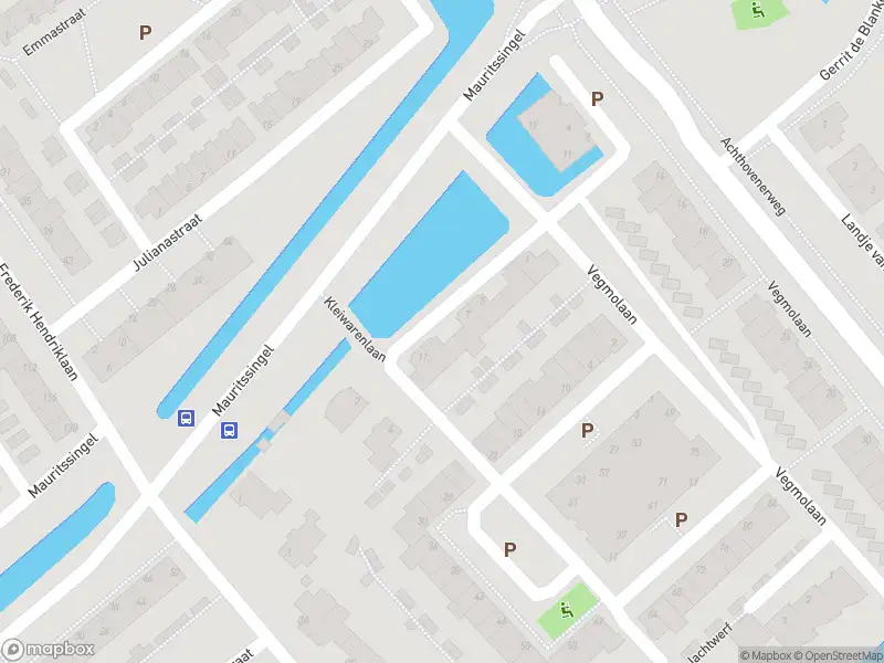 Ambulance met gepaste spoed naar de Kleiwarenlaan in Leiderdorp