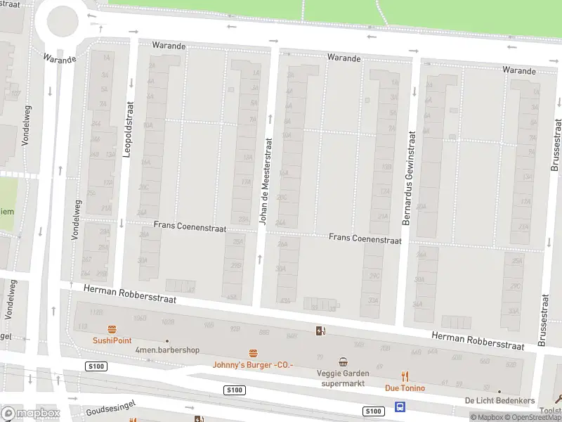 Ambulance met grote spoed naar de Johan de Meesterstraat in Rotterdam