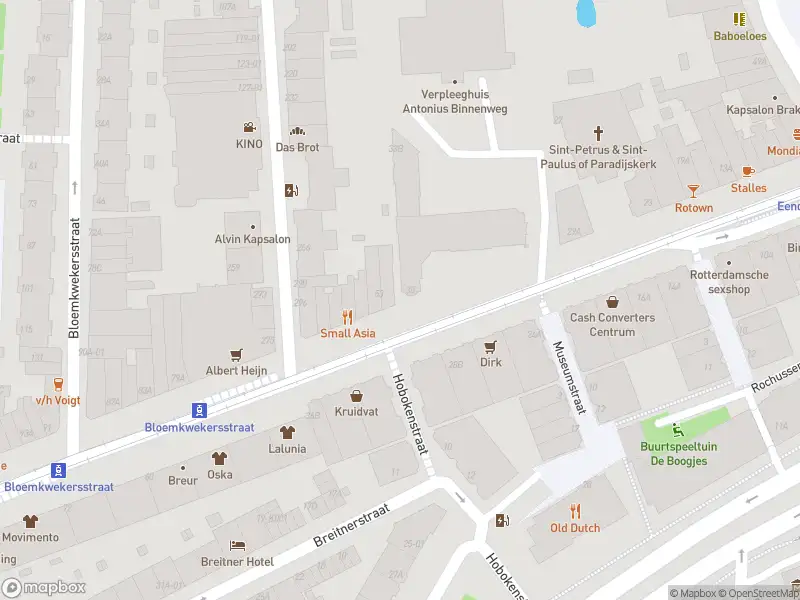 Ambulance met grote spoed naar de Nieuwe Binnenweg in Rotterdam