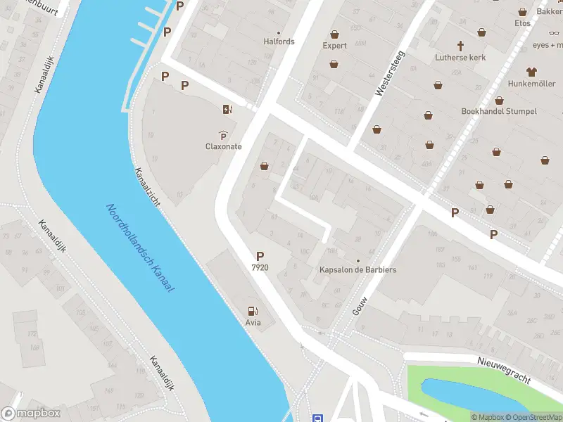 Ambulance met gepaste spoed naar de Oude Sluis in Purmerend