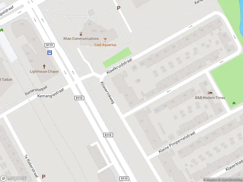 Ambulance met grote spoed naar de Kleefkruidstraat in Amsterdam