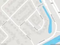 Brandweer met grote spoed naar de Buitenwiek in Weert vanwege afhijsen patient