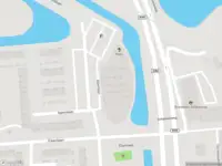 Ambulance met gepaste spoed naar de Iepenlaan in Spijkenisse