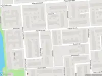 Ambulance met grote spoed naar de Plutopad in Spijkenisse