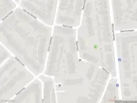 Ambulance met grote spoed naar de Raamveld in Beverwijk