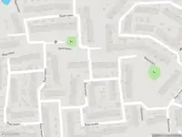 Brandweer met grote spoed naar de Baarsveen in Spijkenisse vanwege gebouwbrand