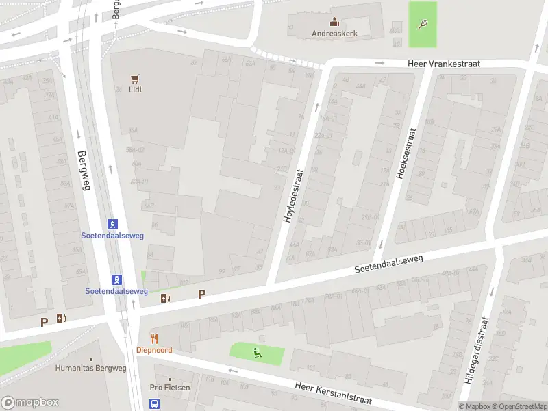 Ambulance met grote spoed naar de Hoyledestraat in Rotterdam