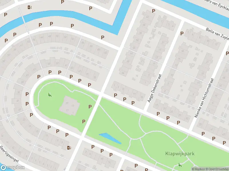 Ambulance met gepaste spoed naar de Hadewijchlaan in Pijnacker