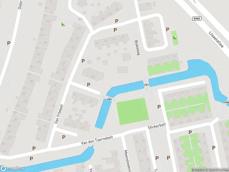 Politie naar de Stickerbelt in Zwolle vanwege aanrijding met letsel