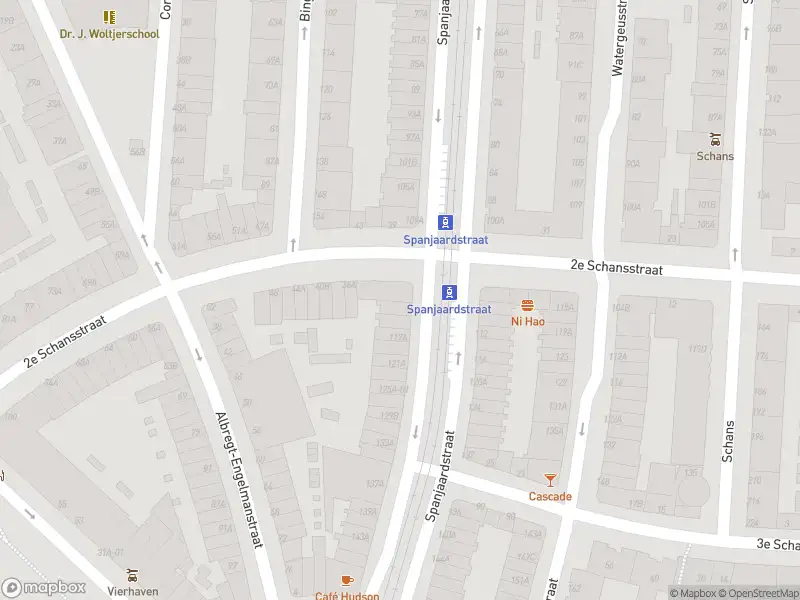 Ambulance met gepaste spoed naar de Spanjaardstraat in Rotterdam