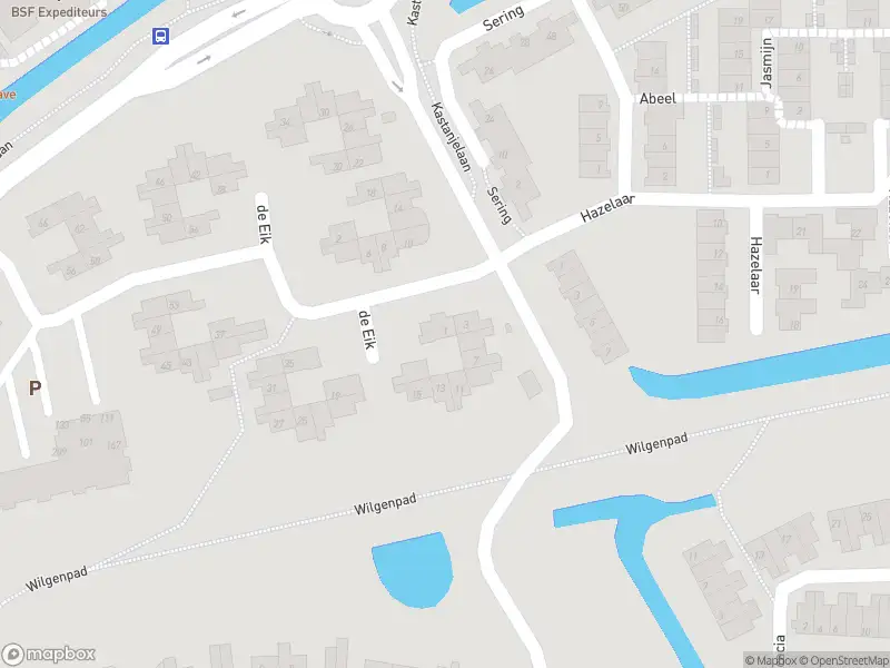 Ambulance met grote spoed naar de De Eik in Hellevoetsluis