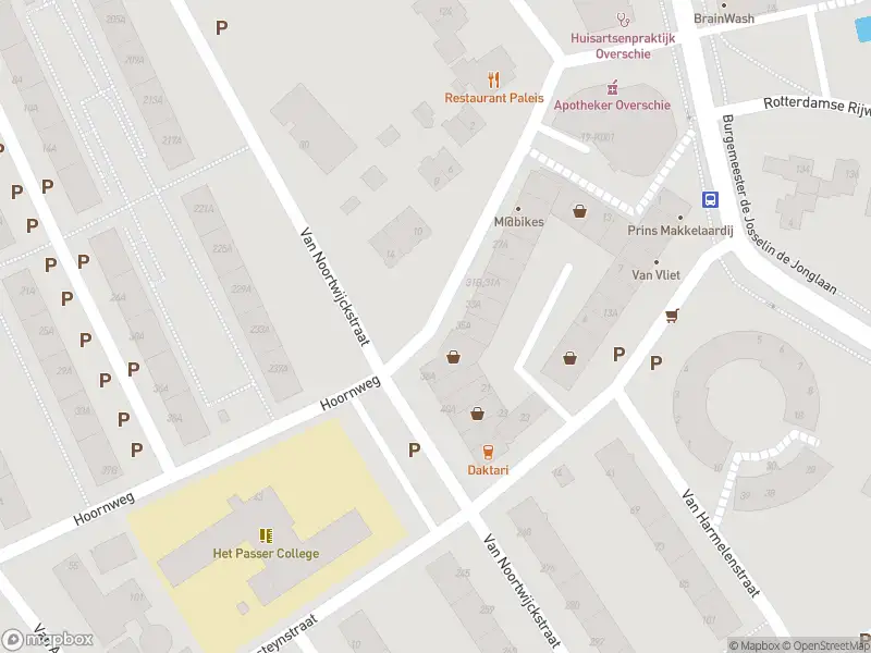 Ambulance met grote spoed naar de Hoornweg in Rotterdam