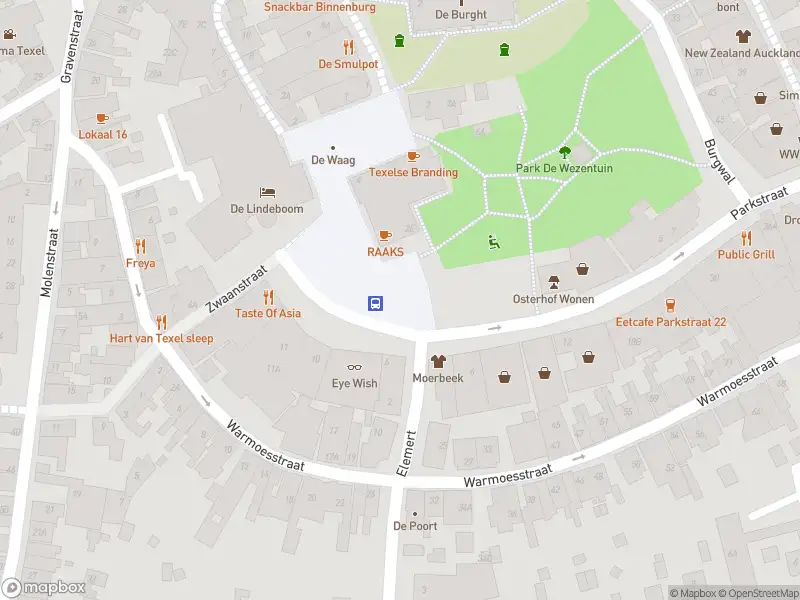 Ambulance met grote spoed naar de Groeneplaats in Den Burg