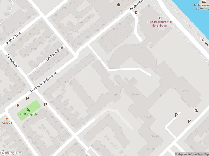 Ambulance met grote spoed naar de Sint Liduinahof in Schiedam