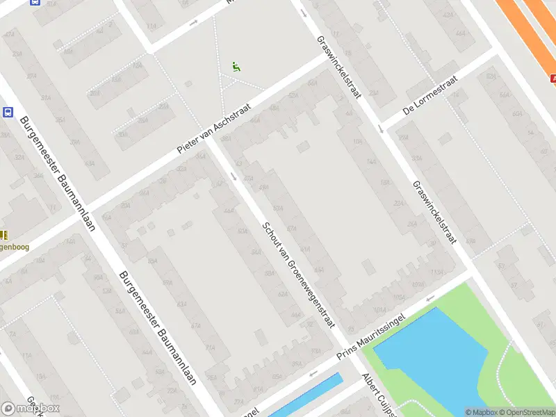 Ambulance met grote spoed naar de Schout van Groenewegenstraat in Rotterdam