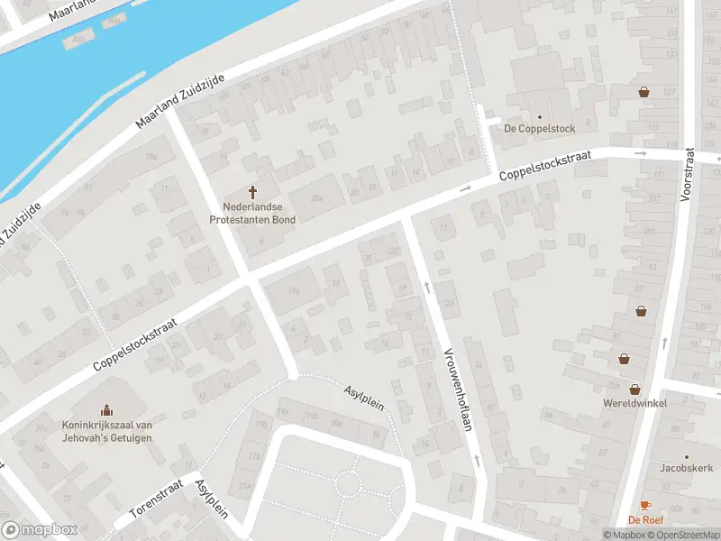 Ambulance met gepaste spoed naar de Coppelstockstraat in Brielle