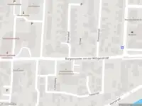 Ambulance met gepaste spoed naar de Burgemeester van der Willigenstraat in Lekkerkerk