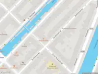 Ambulance met gepaste spoed naar de Eerste Nassaustraat in Amsterdam