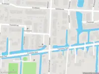 Brandweer met gepaste spoed naar de Weidelaan in Lekkerkerk