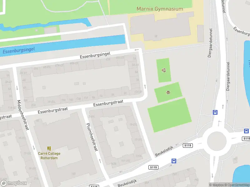 Ambulance met grote spoed naar de Essenburgstraat in Rotterdam