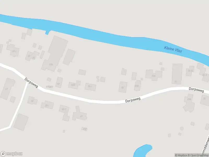 Ambulance met grote spoed naar de Dorpsweg in Hoornaar