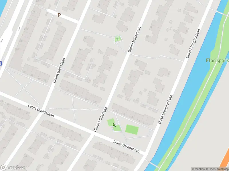 Ambulance met gepaste spoed naar de Glenn Millerlaan in Beverwijk