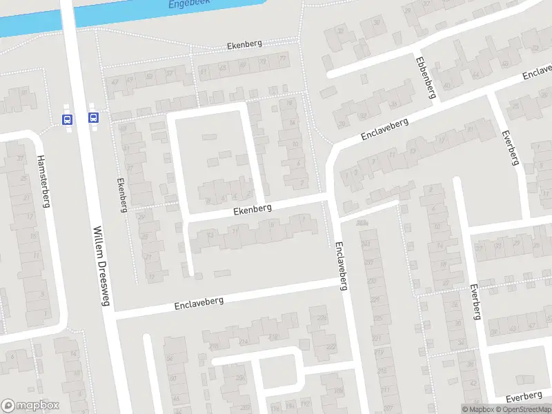 Brandweer en politie met grote spoed naar de Ekenberg in Roosendaal vanwege waarnemen gaslucht