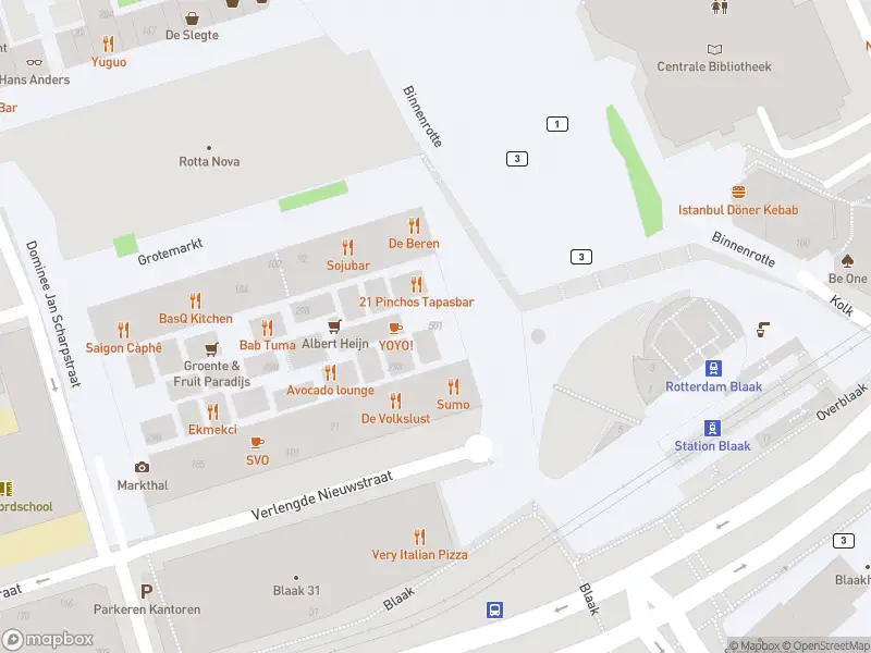 Ambulance met grote spoed naar de Westnieuwland in Rotterdam